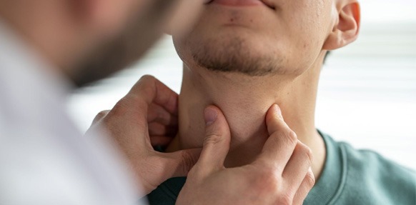 Identifying Throat Cancer What Are The Symptoms To Be Aware Of